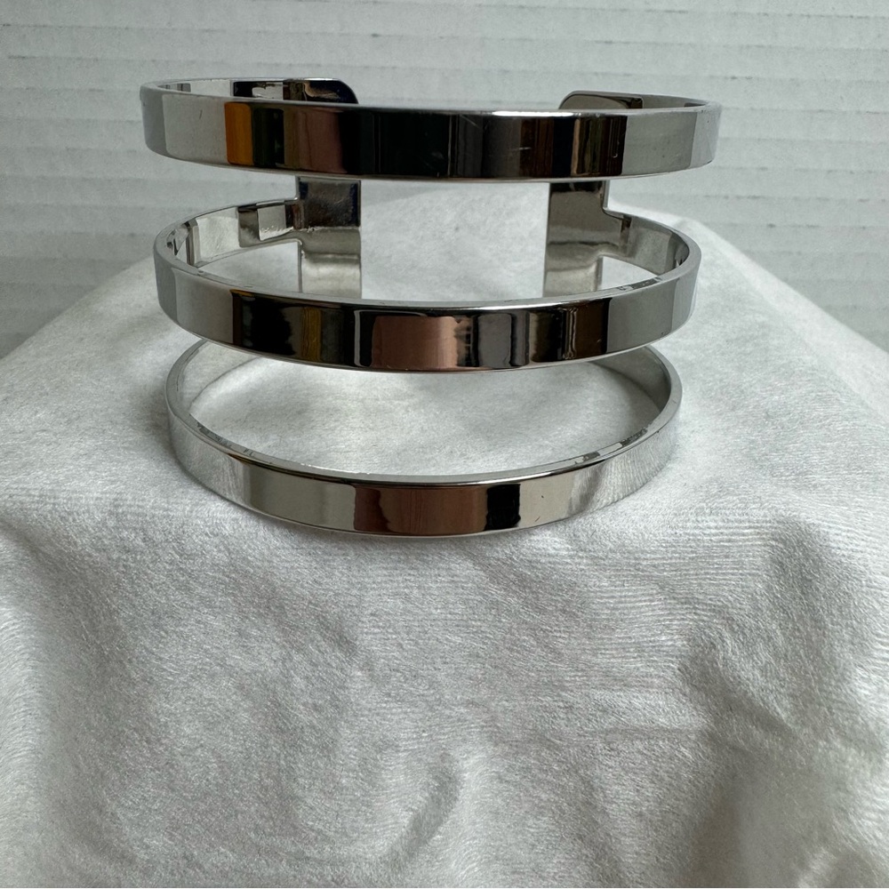 Park Lane "HI TECH" BRACELET CUFF STYLE ADJUSTABLE  SILVER  NICE